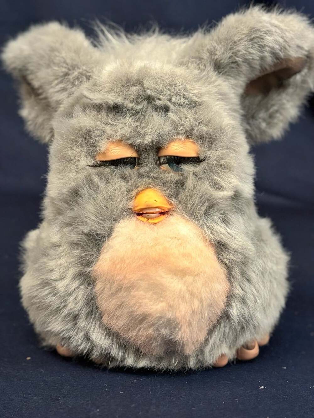 Tiger Electronics 2005 Emoto Tronic Furby Gray Pink Belly
